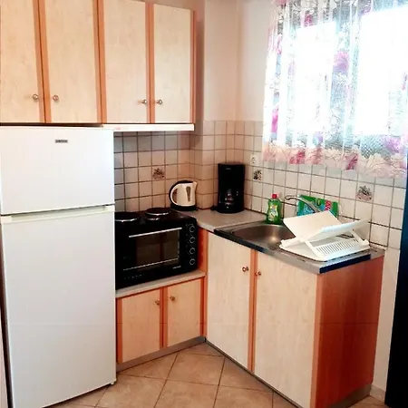 达瑙伊公寓 * Tsoukaládhes